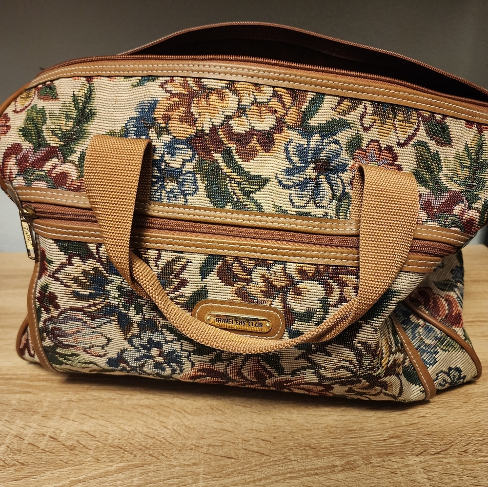 Travelers Club Vintage Floral Bag
